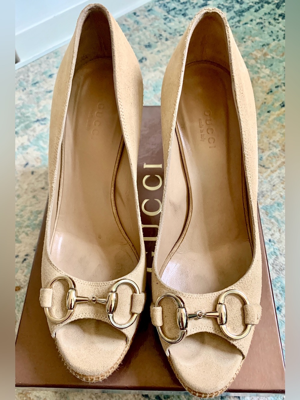 Gucci Desert Sand Suede Horsebit Peep Toe Pumps Heels Size